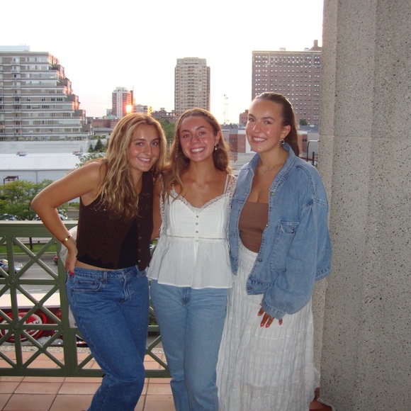 Meet your Posher, Anna - Picture 1 of 1